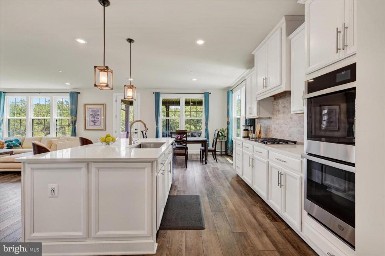 NEW MARKET, Maryland, 21774, United States, 4 Bedrooms Bedrooms, ,4 BathroomsBathrooms,Residential,For Sale,1880258