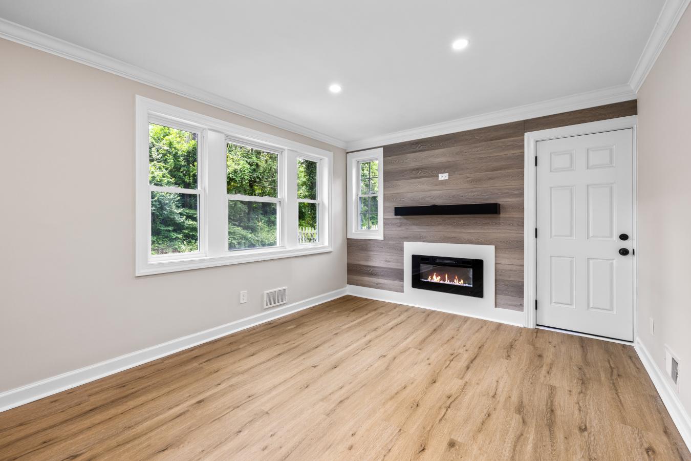 Rockville, Montgomery, 20850, United States, 4 Bedrooms Bedrooms, ,2 BathroomsBathrooms,Residential,For Sale,1880256
