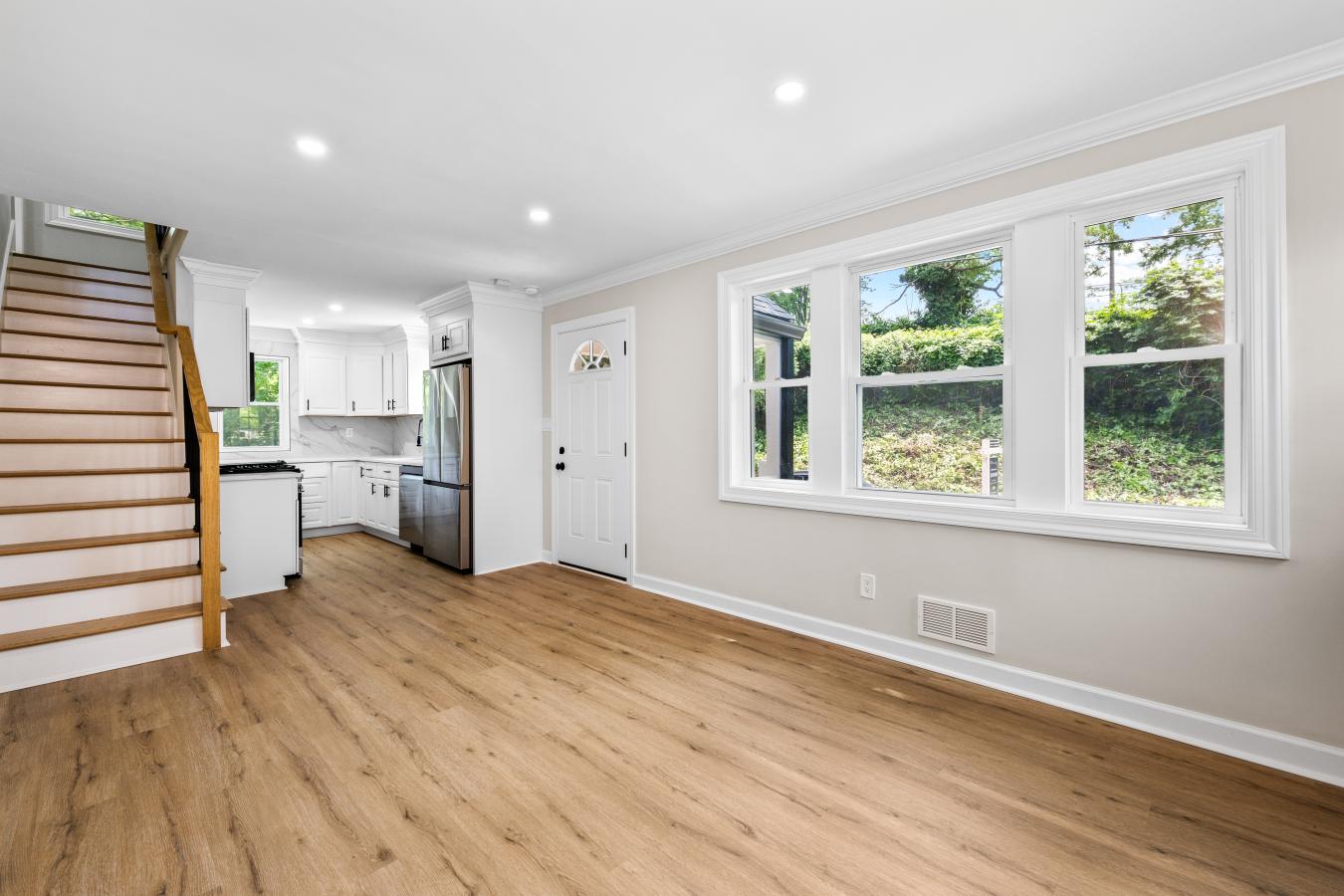 Rockville, Montgomery, 20850, United States, 4 Bedrooms Bedrooms, ,2 BathroomsBathrooms,Residential,For Sale,1880256