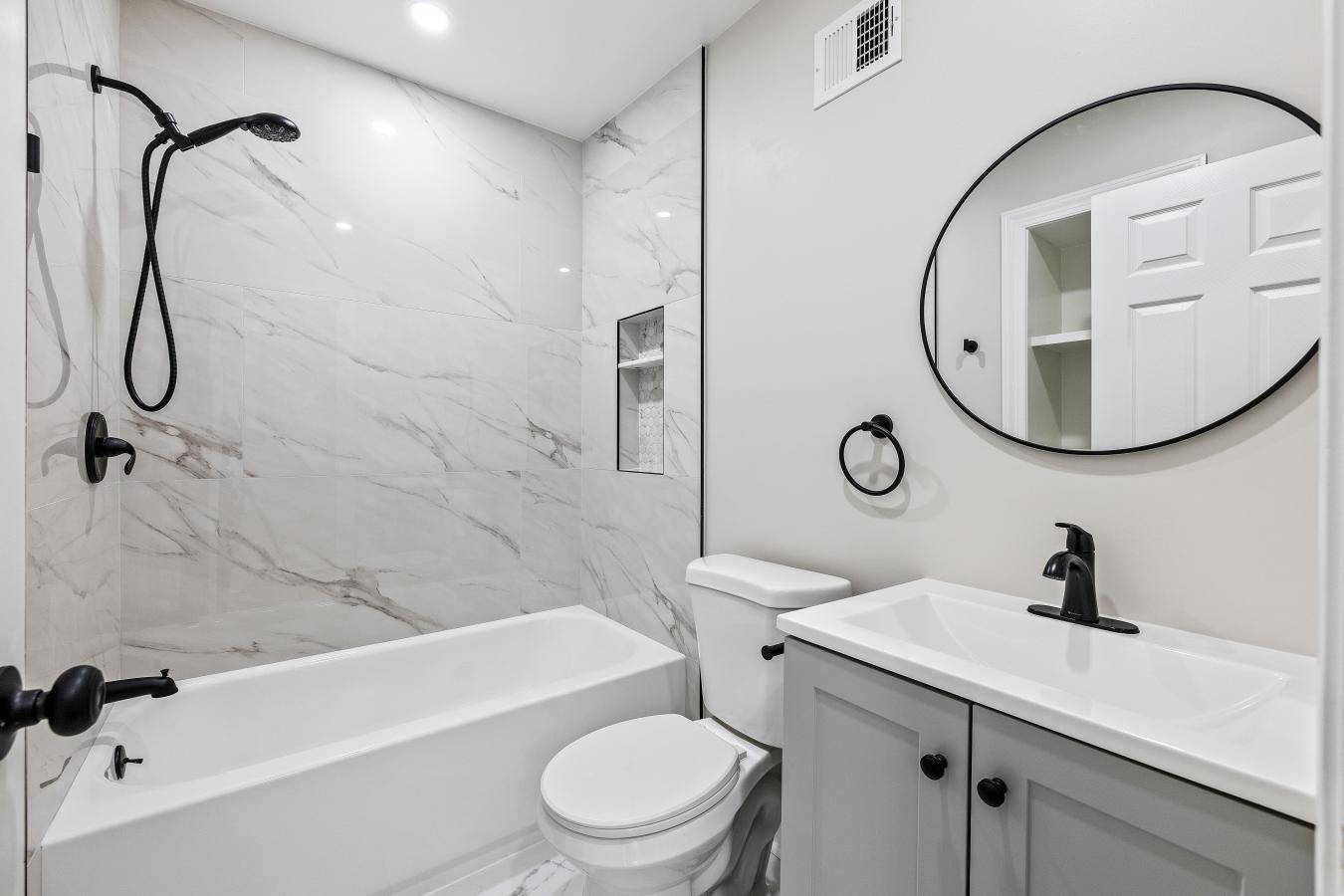Rockville, Montgomery, 20850, United States, 4 Bedrooms Bedrooms, ,2 BathroomsBathrooms,Residential,For Sale,1880256