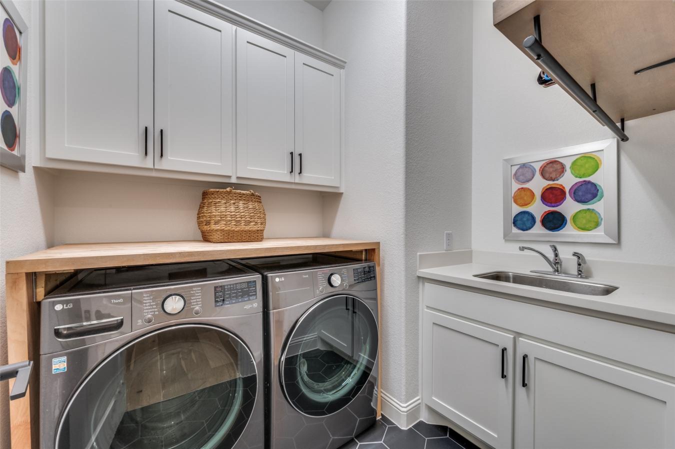 The Colony, Texas, 75056, United States, 4 Bedrooms Bedrooms, ,4 BathroomsBathrooms,Residential,For Sale,1880254