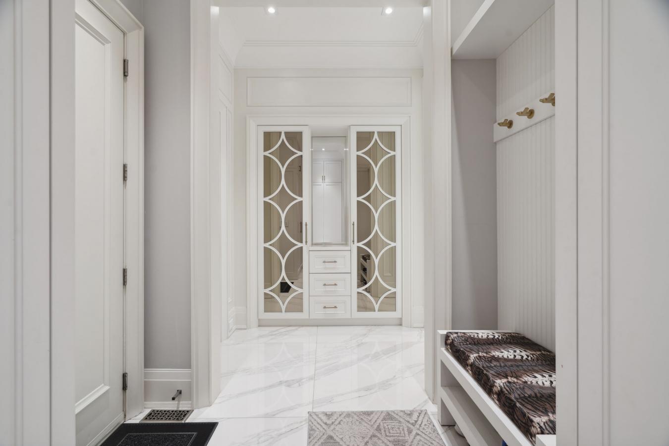 Toronto, ON, M2L 2A8, Canada, ,4 BathroomsBathrooms,Residential,For Sale,1876772