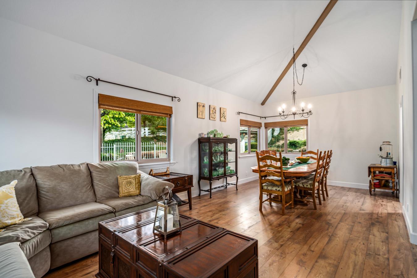 Acton, California, 93510, United States, 4 Bedrooms Bedrooms, ,3 BathroomsBathrooms,Residential,For Sale,1880252