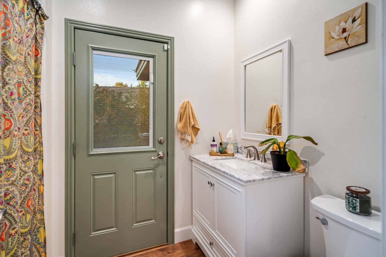 Acton, California, 93510, United States, 4 Bedrooms Bedrooms, ,3 BathroomsBathrooms,Residential,For Sale,1880252