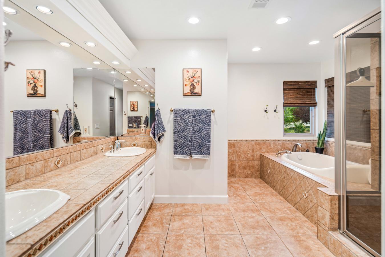 Acton, California, 93510, United States, 4 Bedrooms Bedrooms, ,3 BathroomsBathrooms,Residential,For Sale,1880252