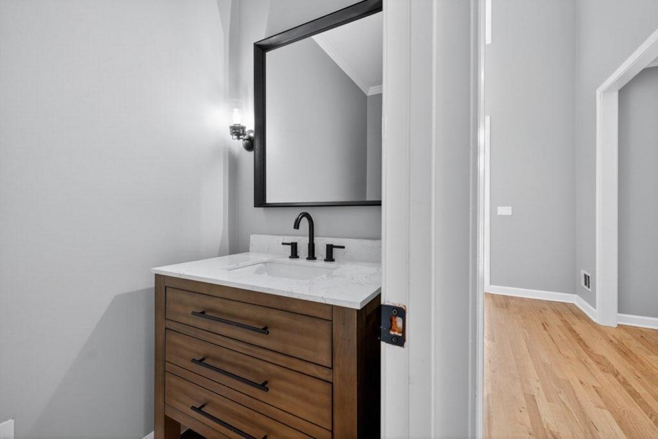 Snellville, Georgia, 30078, United States, 4 Bedrooms Bedrooms, ,3 BathroomsBathrooms,Residential,For Sale,1880247