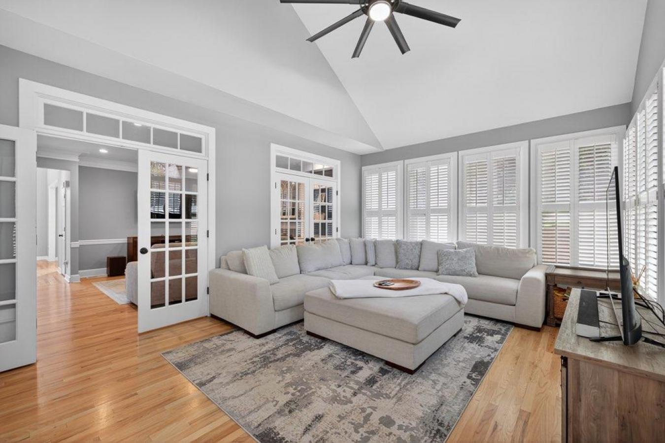 Snellville, Georgia, 30078, United States, 4 Bedrooms Bedrooms, ,3 BathroomsBathrooms,Residential,For Sale,1880247