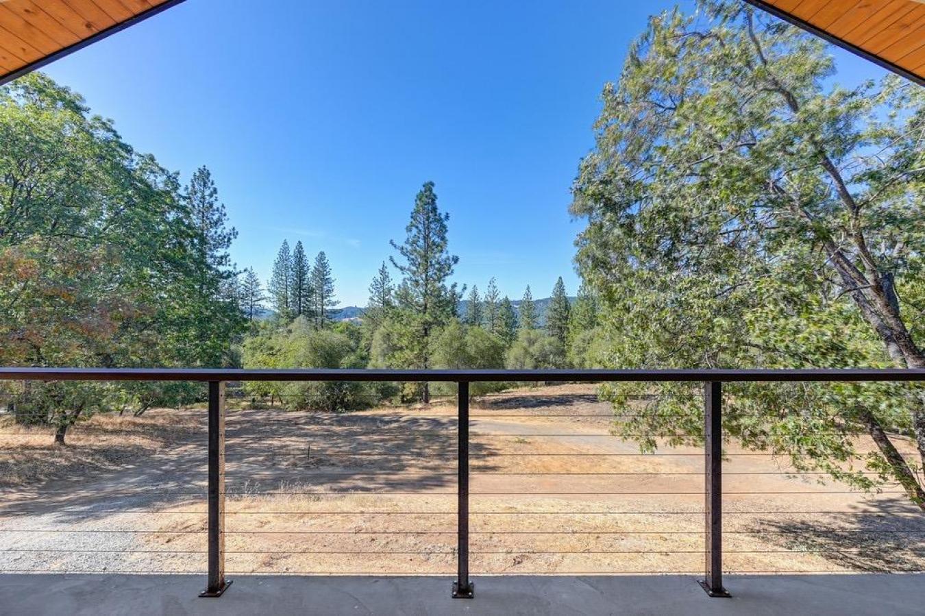 Somerset, California, 95684, United States, 3 Bedrooms Bedrooms, ,2 BathroomsBathrooms,Residential,For Sale,1880242