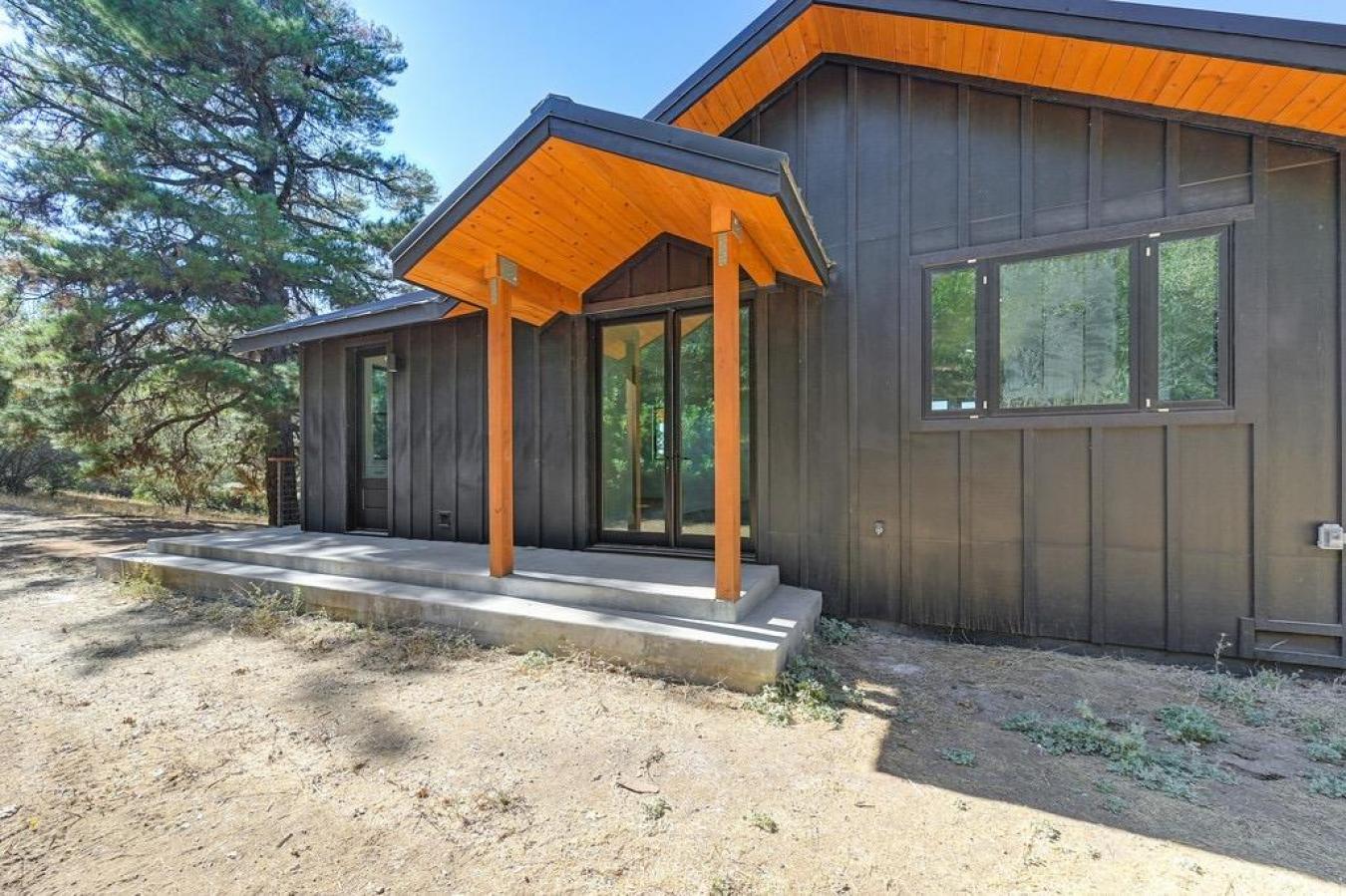 Somerset, California, 95684, United States, 3 Bedrooms Bedrooms, ,2 BathroomsBathrooms,Residential,For Sale,1880242