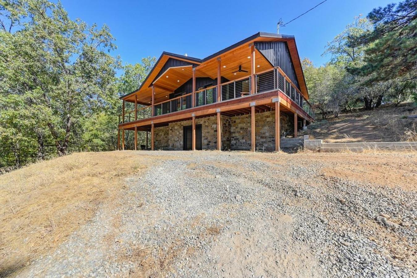 Somerset, California, 95684, United States, 3 Bedrooms Bedrooms, ,2 BathroomsBathrooms,Residential,For Sale,1880242