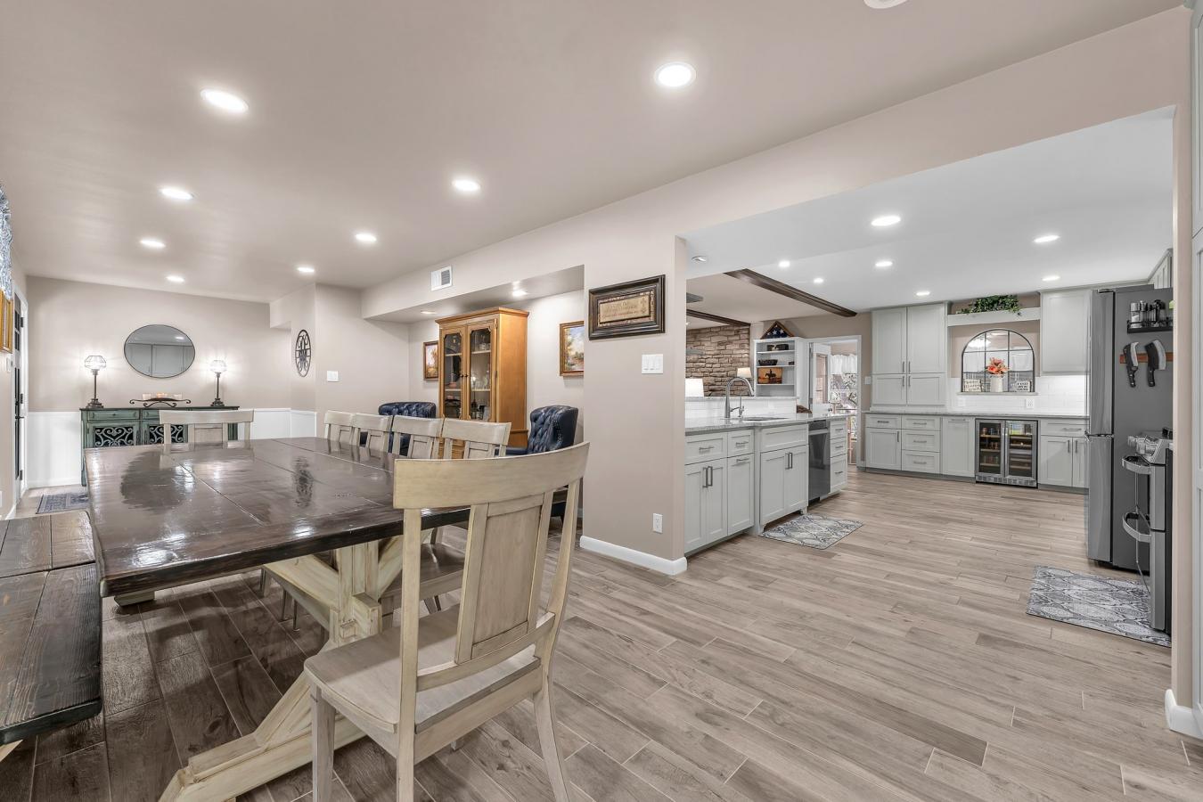 Helotes, Bexar, 78023, United States, 4 Bedrooms Bedrooms, ,2 BathroomsBathrooms,Residential,For Sale,1910071