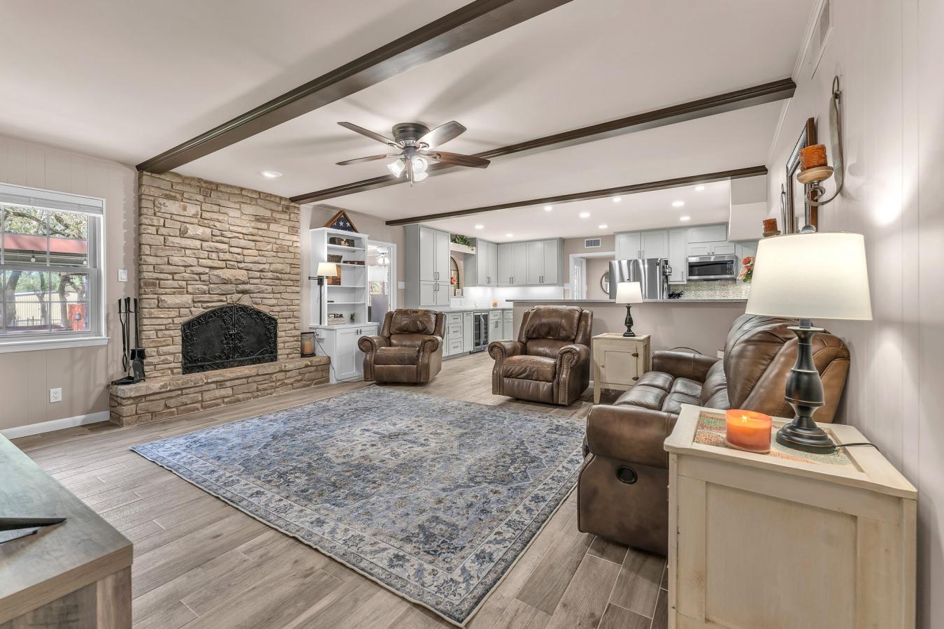 Helotes, Bexar, 78023, United States, 4 Bedrooms Bedrooms, ,2 BathroomsBathrooms,Residential,For Sale,1910071