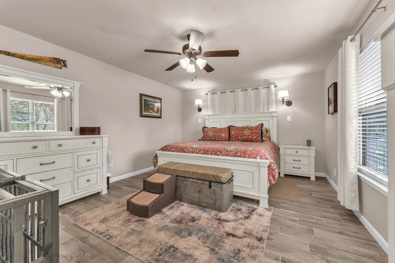 Helotes, Bexar, 78023, United States, 4 Bedrooms Bedrooms, ,2 BathroomsBathrooms,Residential,For Sale,1910071