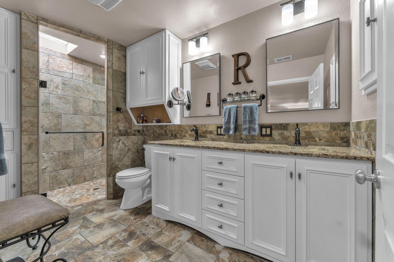 Helotes, Bexar, 78023, United States, 4 Bedrooms Bedrooms, ,2 BathroomsBathrooms,Residential,For Sale,1910071