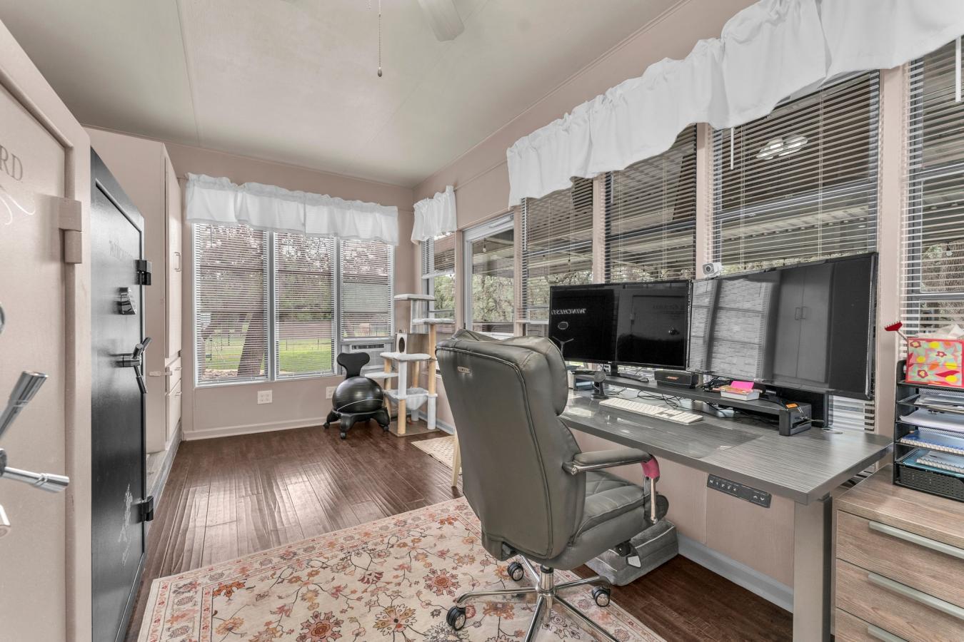 Helotes, Bexar, 78023, United States, 4 Bedrooms Bedrooms, ,2 BathroomsBathrooms,Residential,For Sale,1910071