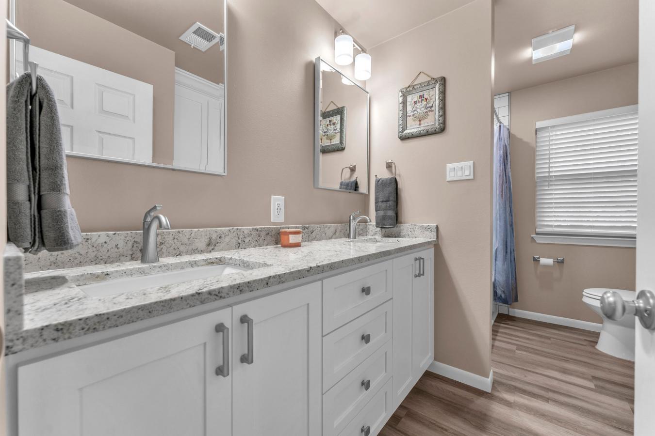 Helotes, Bexar, 78023, United States, 4 Bedrooms Bedrooms, ,2 BathroomsBathrooms,Residential,For Sale,1910071