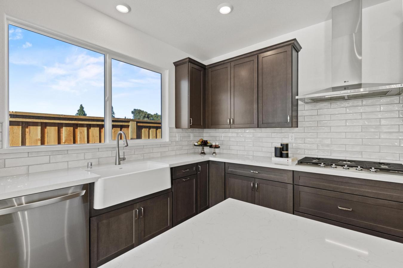 Yuba City, Sutter, 95993, United States, 4 Bedrooms Bedrooms, ,3 BathroomsBathrooms,Residential,For Sale,1880330