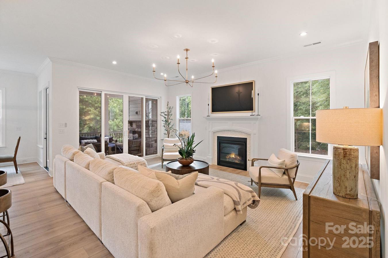 Catawba, North Carolina, 28609, United States, 4 Bedrooms Bedrooms, ,4 BathroomsBathrooms,Residential,For Sale,1883769