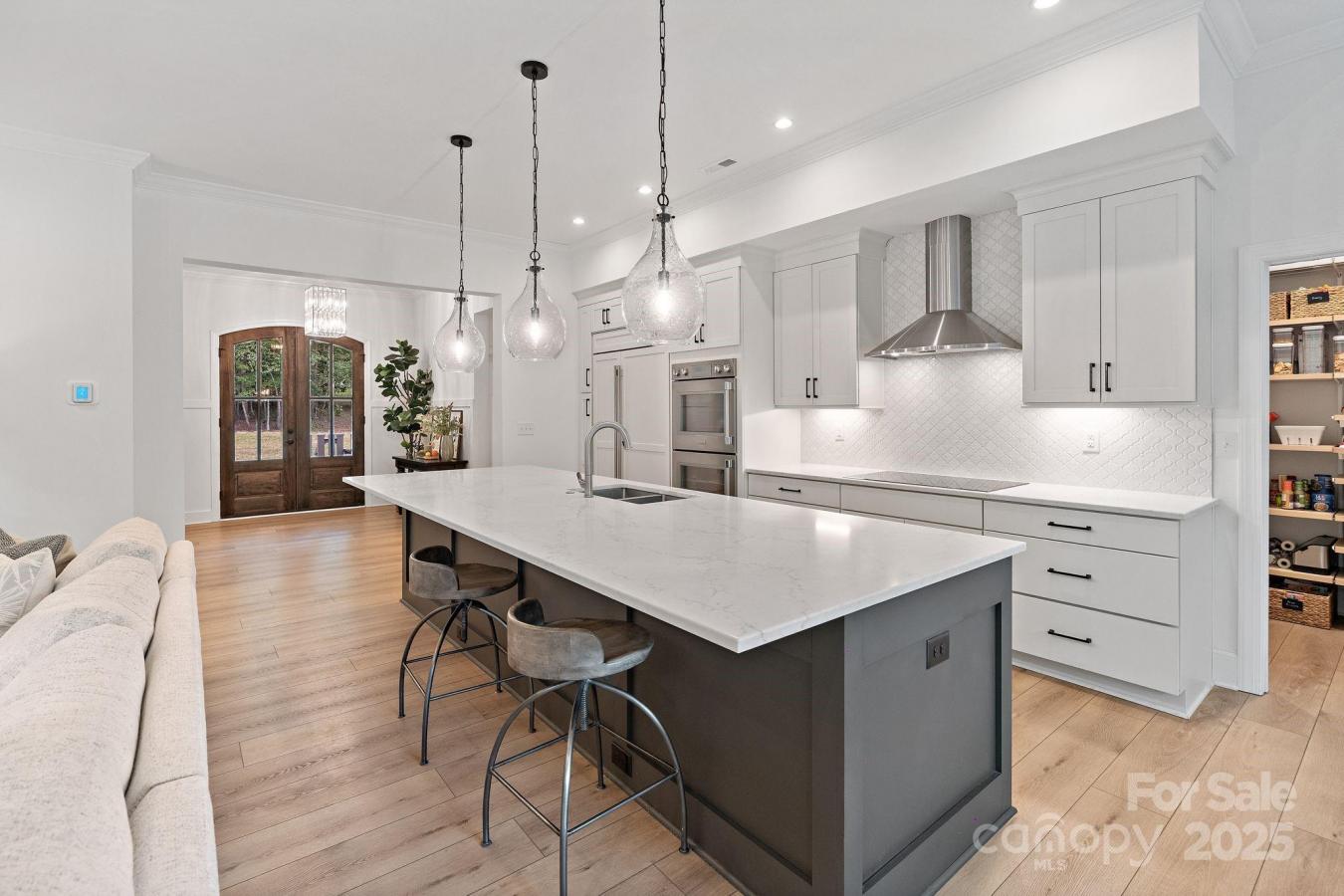 Catawba, North Carolina, 28609, United States, 4 Bedrooms Bedrooms, ,4 BathroomsBathrooms,Residential,For Sale,1883769