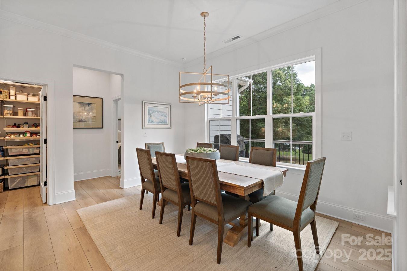 Catawba, North Carolina, 28609, United States, 4 Bedrooms Bedrooms, ,4 BathroomsBathrooms,Residential,For Sale,1883769