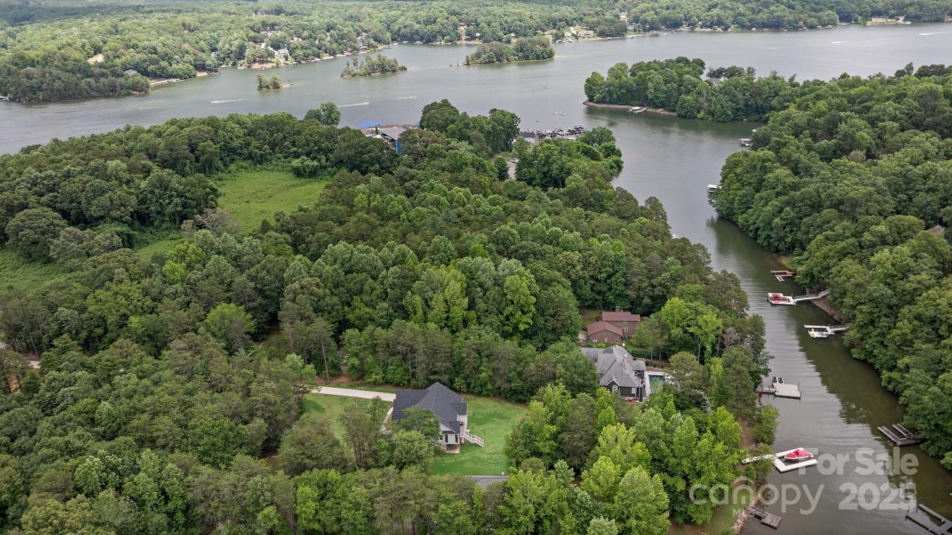 Catawba, North Carolina, 28609, United States, 4 Bedrooms Bedrooms, ,4 BathroomsBathrooms,Residential,For Sale,1883769