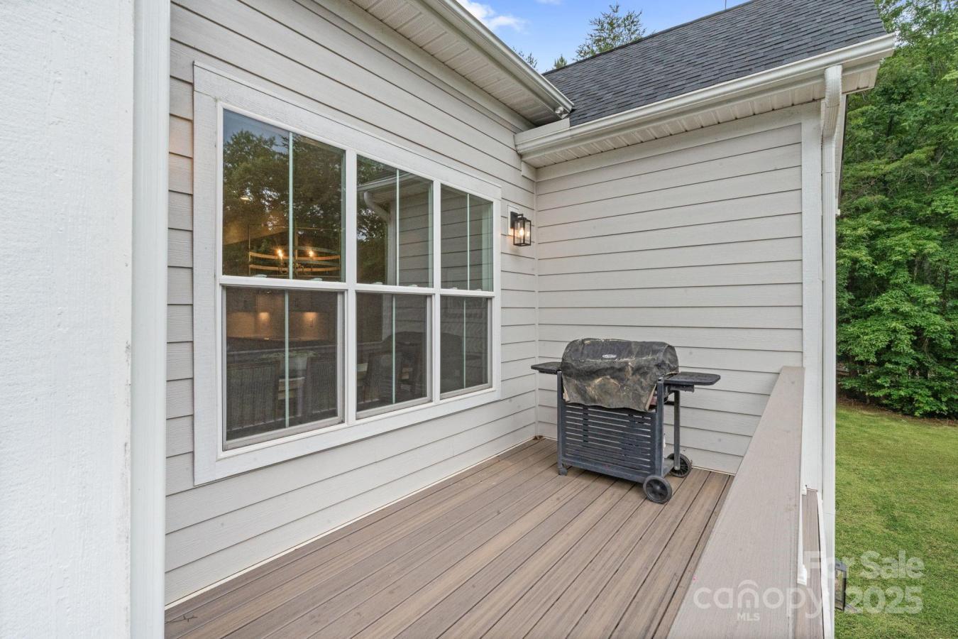 Catawba, North Carolina, 28609, United States, 4 Bedrooms Bedrooms, ,4 BathroomsBathrooms,Residential,For Sale,1883769