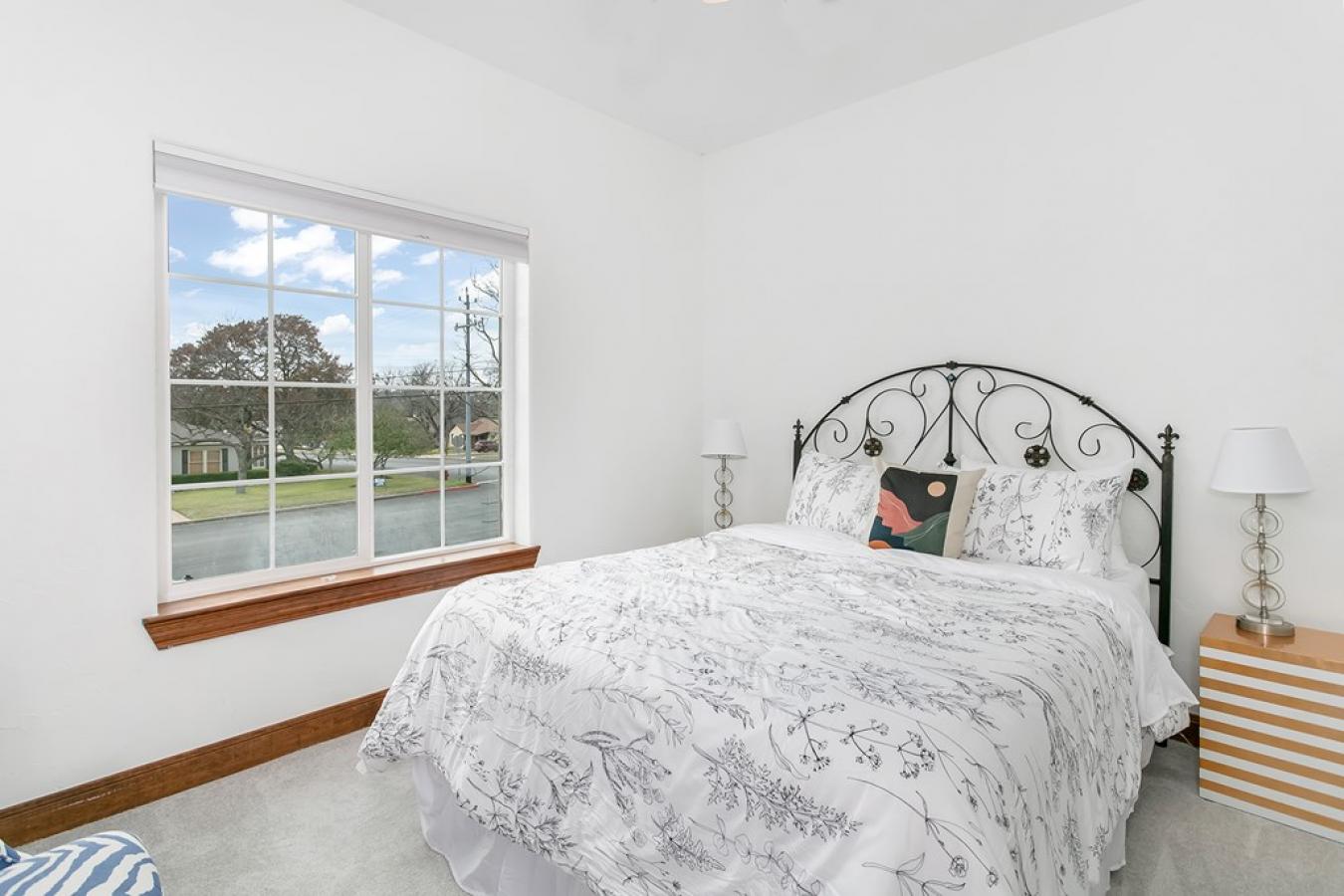 Fredericksburg, Texas, 78624, United States, 5 Bedrooms Bedrooms, ,4 BathroomsBathrooms,Residential,For Sale,1883767