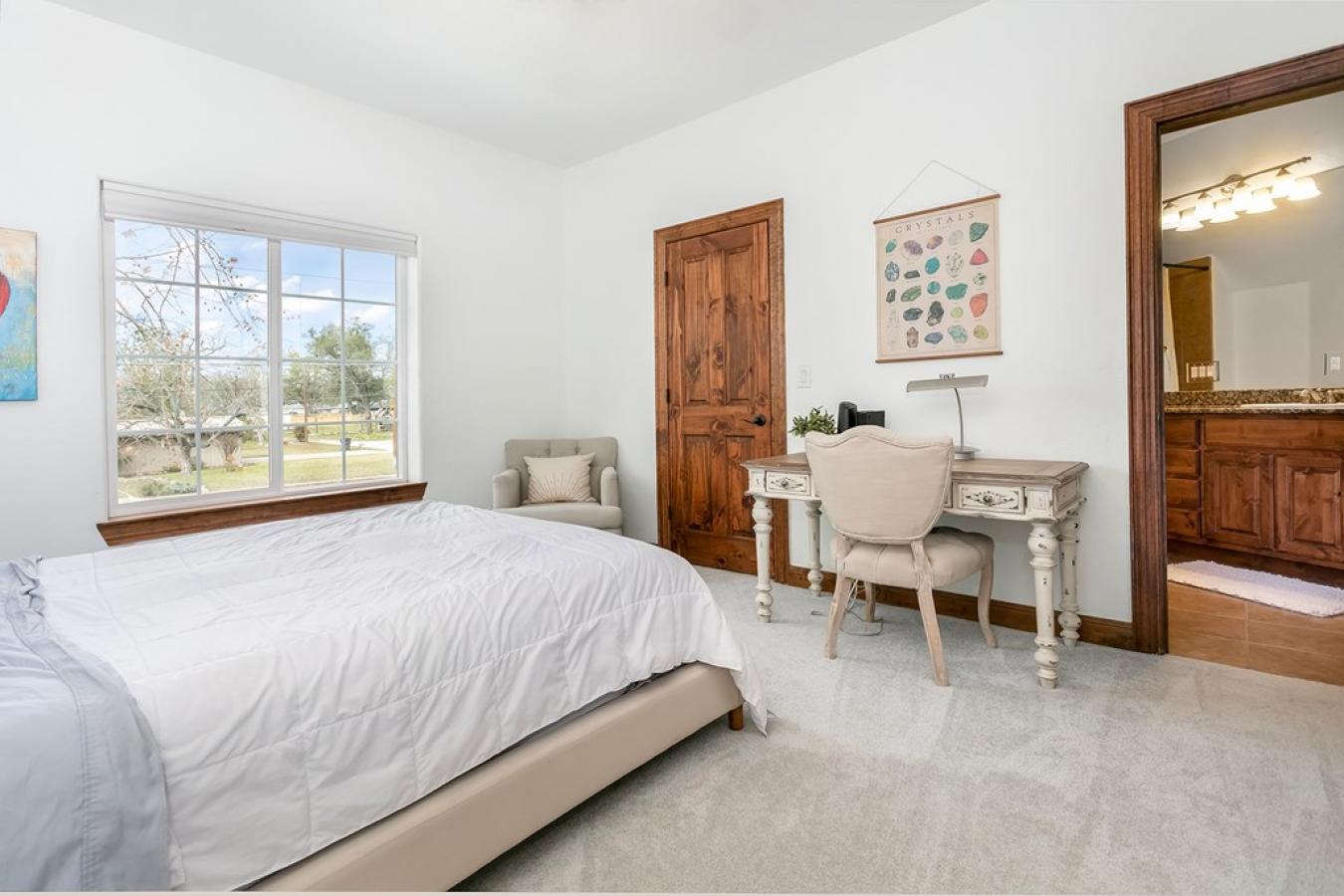 Fredericksburg, Texas, 78624, United States, 5 Bedrooms Bedrooms, ,4 BathroomsBathrooms,Residential,For Sale,1883767