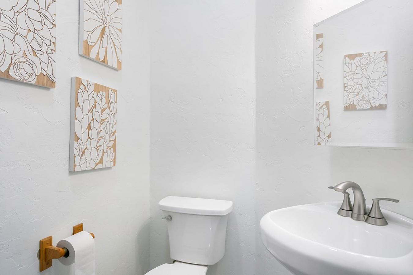 Fredericksburg, Texas, 78624, United States, 5 Bedrooms Bedrooms, ,4 BathroomsBathrooms,Residential,For Sale,1883767