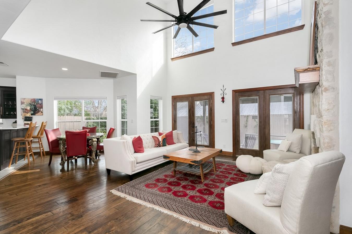 Fredericksburg, Texas, 78624, United States, 5 Bedrooms Bedrooms, ,4 BathroomsBathrooms,Residential,For Sale,1883767