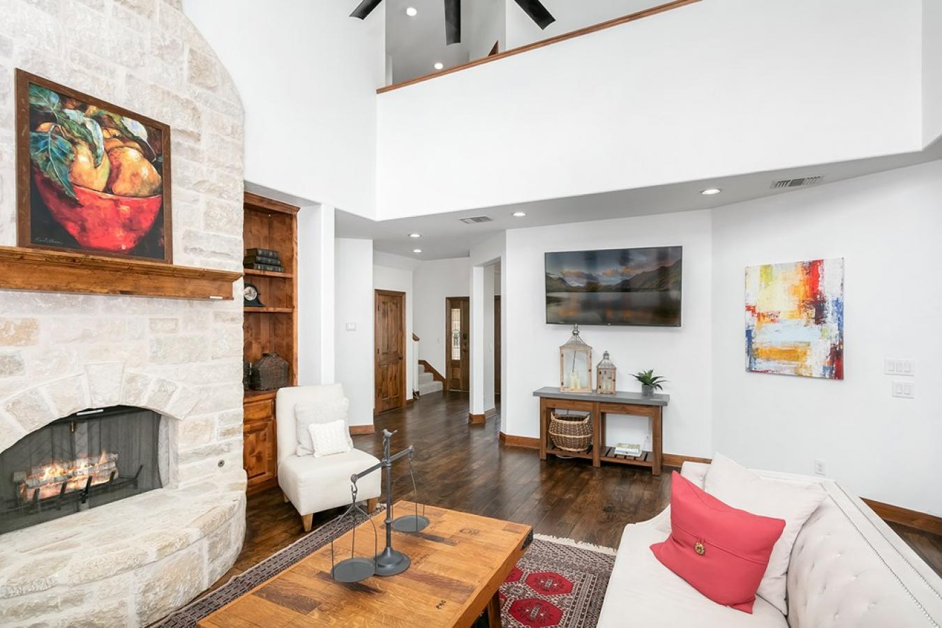 Fredericksburg, Texas, 78624, United States, 5 Bedrooms Bedrooms, ,4 BathroomsBathrooms,Residential,For Sale,1883767