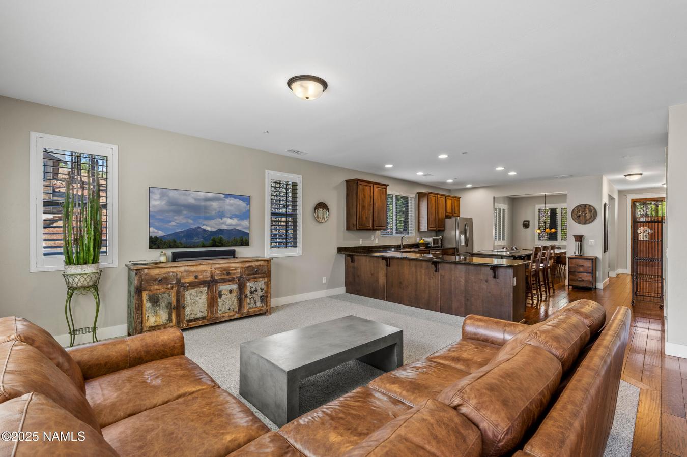 Flagstaff, Arizona, 86005, United States, 3 Bedrooms Bedrooms, ,Residential,For Sale,1883766