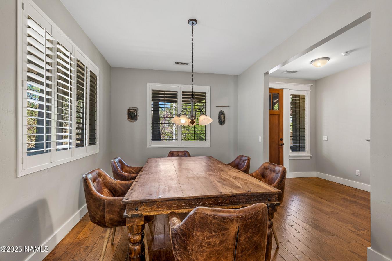 Flagstaff, Arizona, 86005, United States, 3 Bedrooms Bedrooms, ,Residential,For Sale,1883766