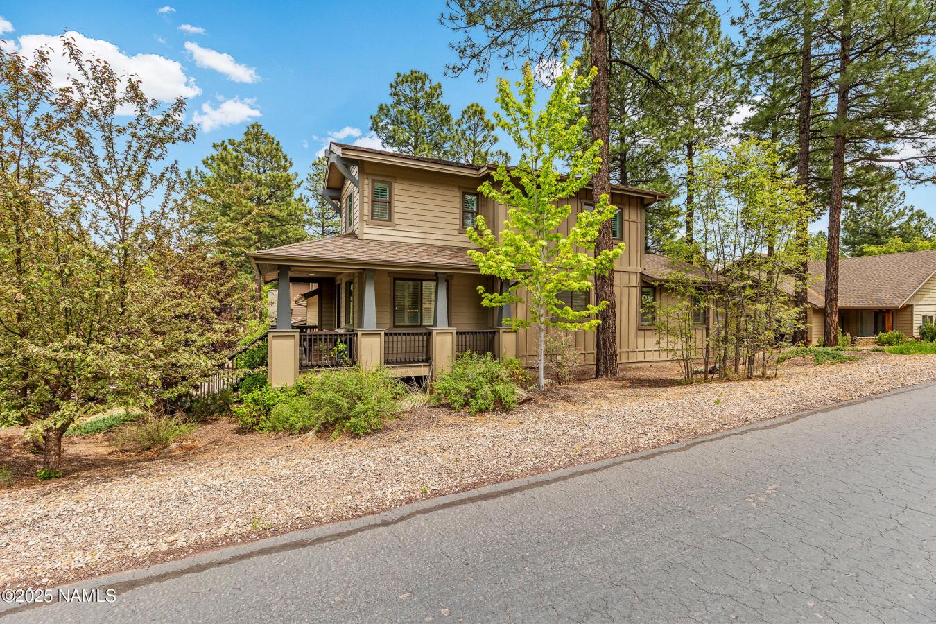 Flagstaff, Arizona, 86005, United States, 3 Bedrooms Bedrooms, ,Residential,For Sale,1883766