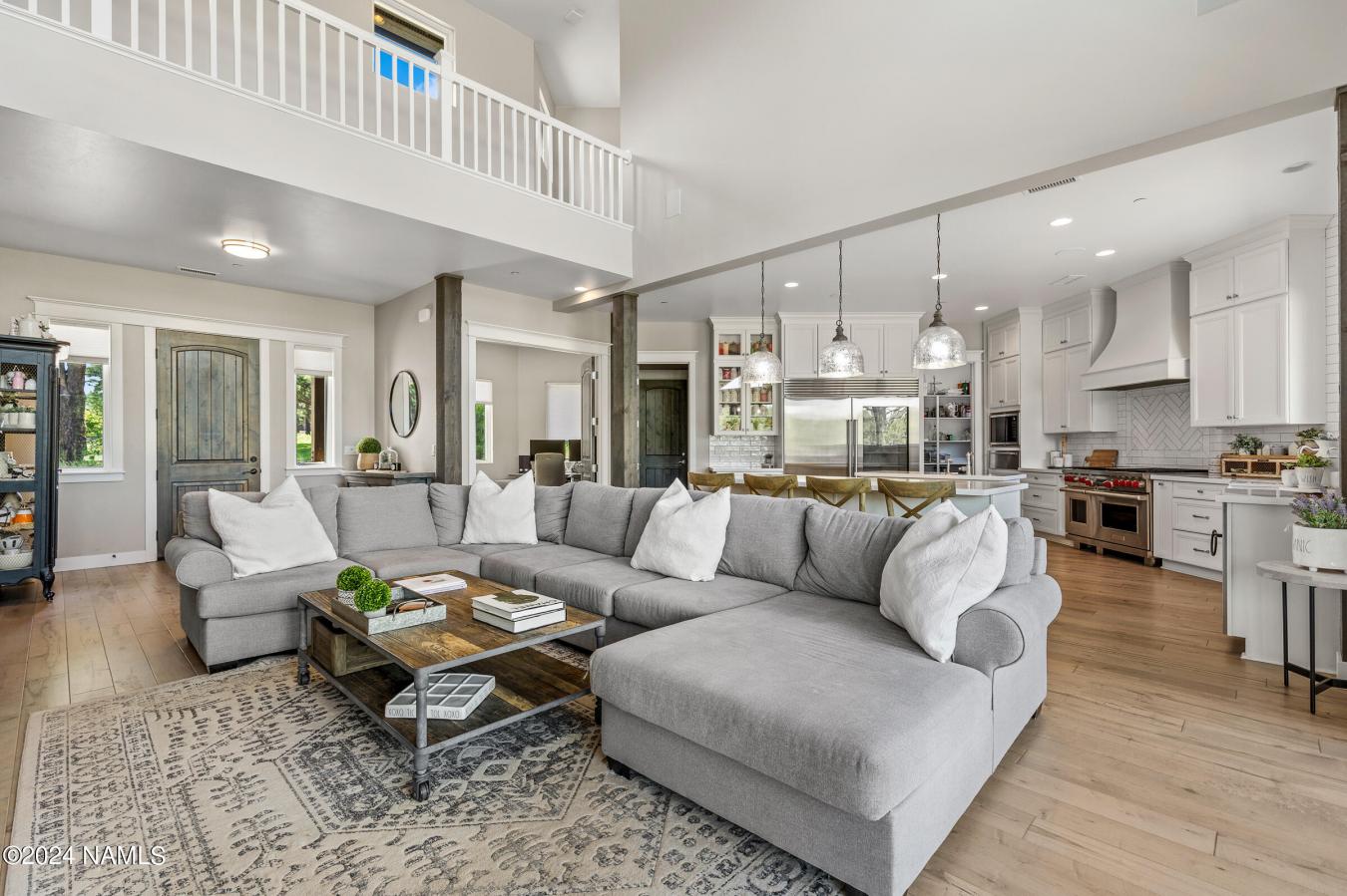 Flagstaff, Arizona, 86005, United States, 5 Bedrooms Bedrooms, ,Residential,For Sale,1883765