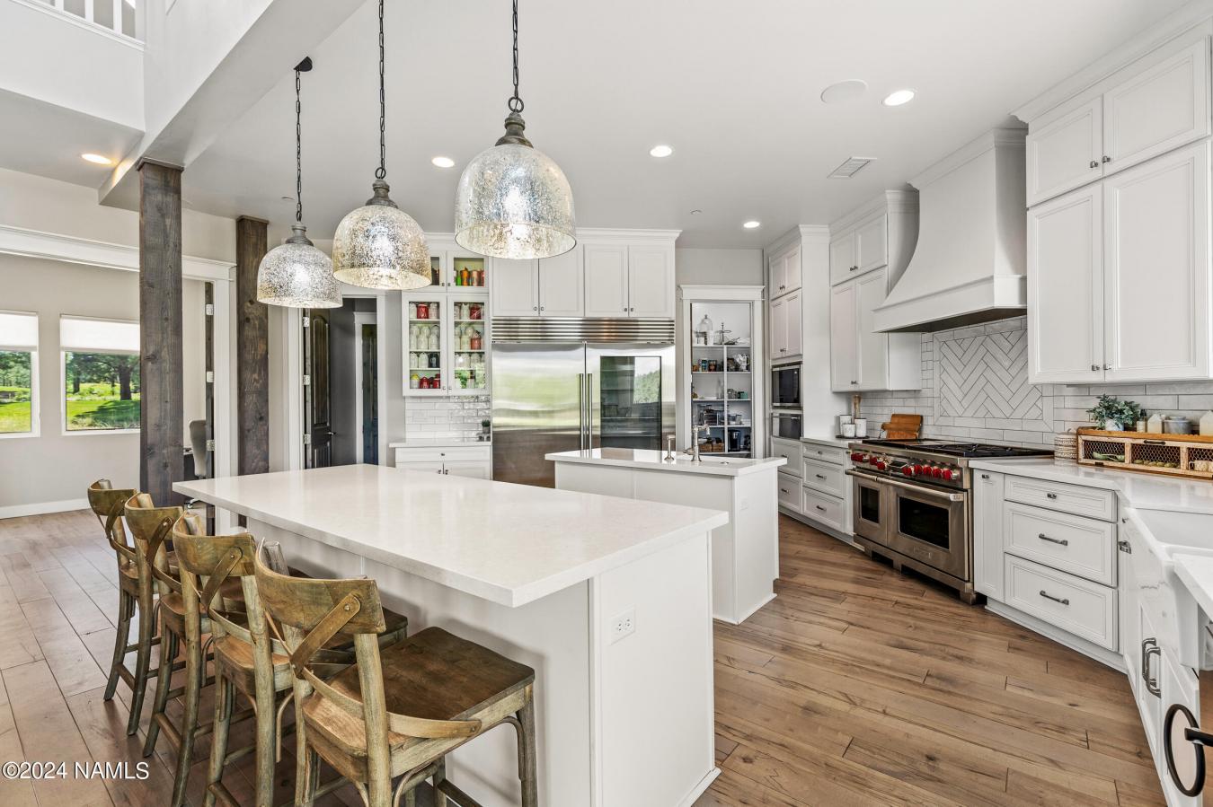 Flagstaff, Arizona, 86005, United States, 5 Bedrooms Bedrooms, ,Residential,For Sale,1883765