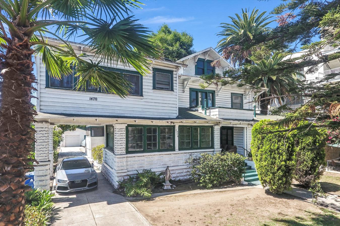 Los Angeles, Los Angeles, 90007, United States, 6 Bedrooms Bedrooms, ,4 BathroomsBathrooms,Residential,For Sale,1877659