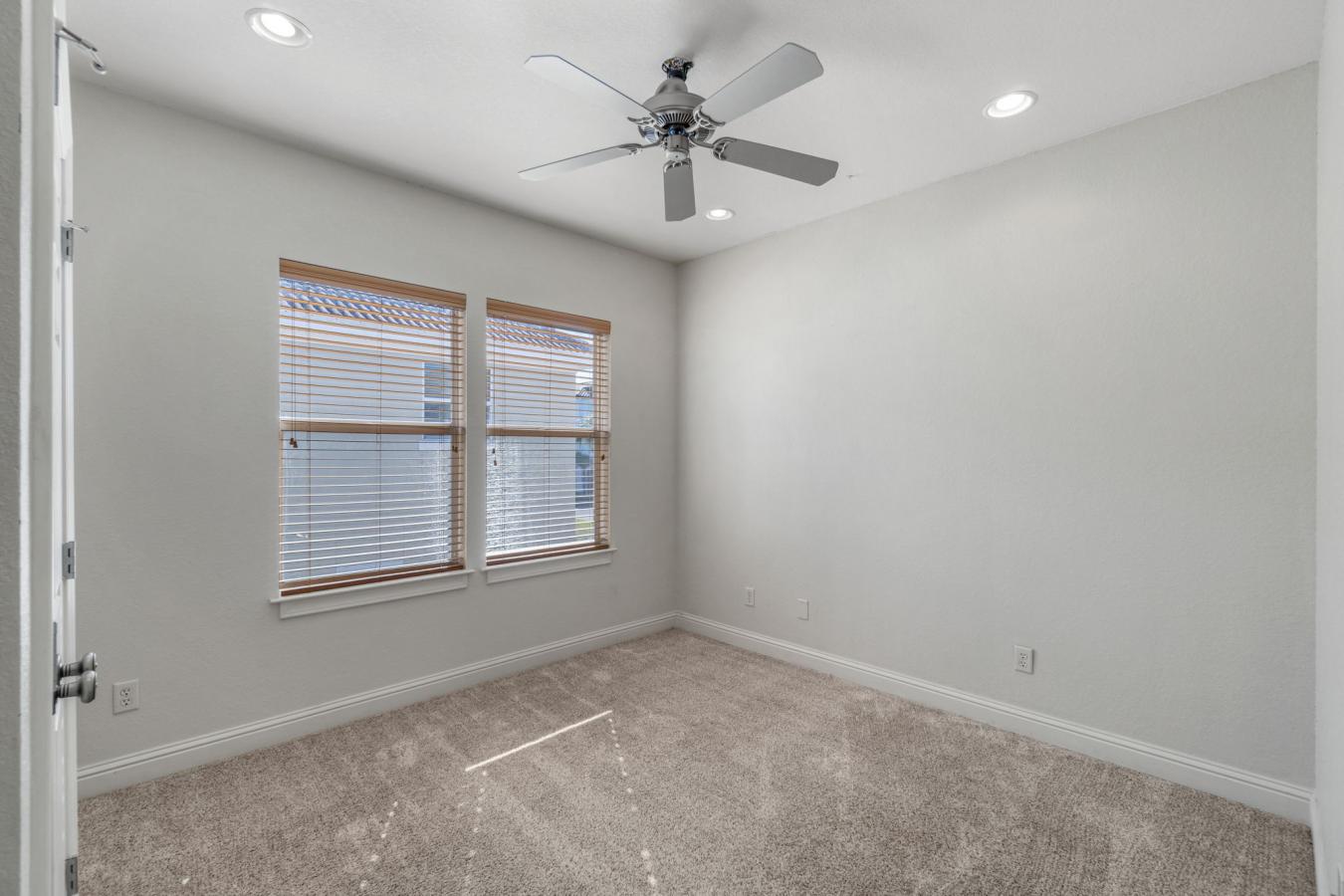 Destin, Florida, 32541, United States, 4 Bedrooms Bedrooms, ,3 BathroomsBathrooms,Residential,For Sale,1889266