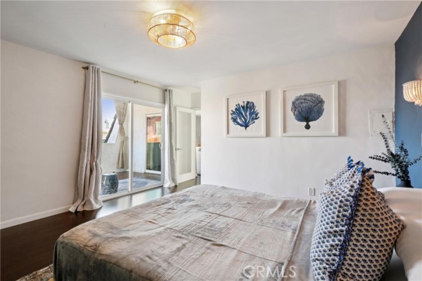 Redondo Beach, California, 90278, United States, 1 Bedroom Bedrooms, ,1 BathroomBathrooms,Residential,For Sale,1920200