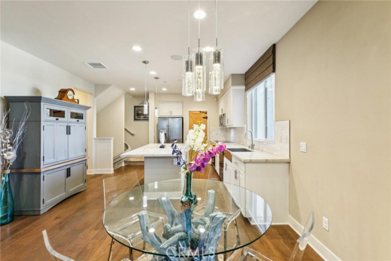 San Pedro, California, 90731, United States, 3 Bedrooms Bedrooms, ,2 BathroomsBathrooms,Residential,For Sale,1893166