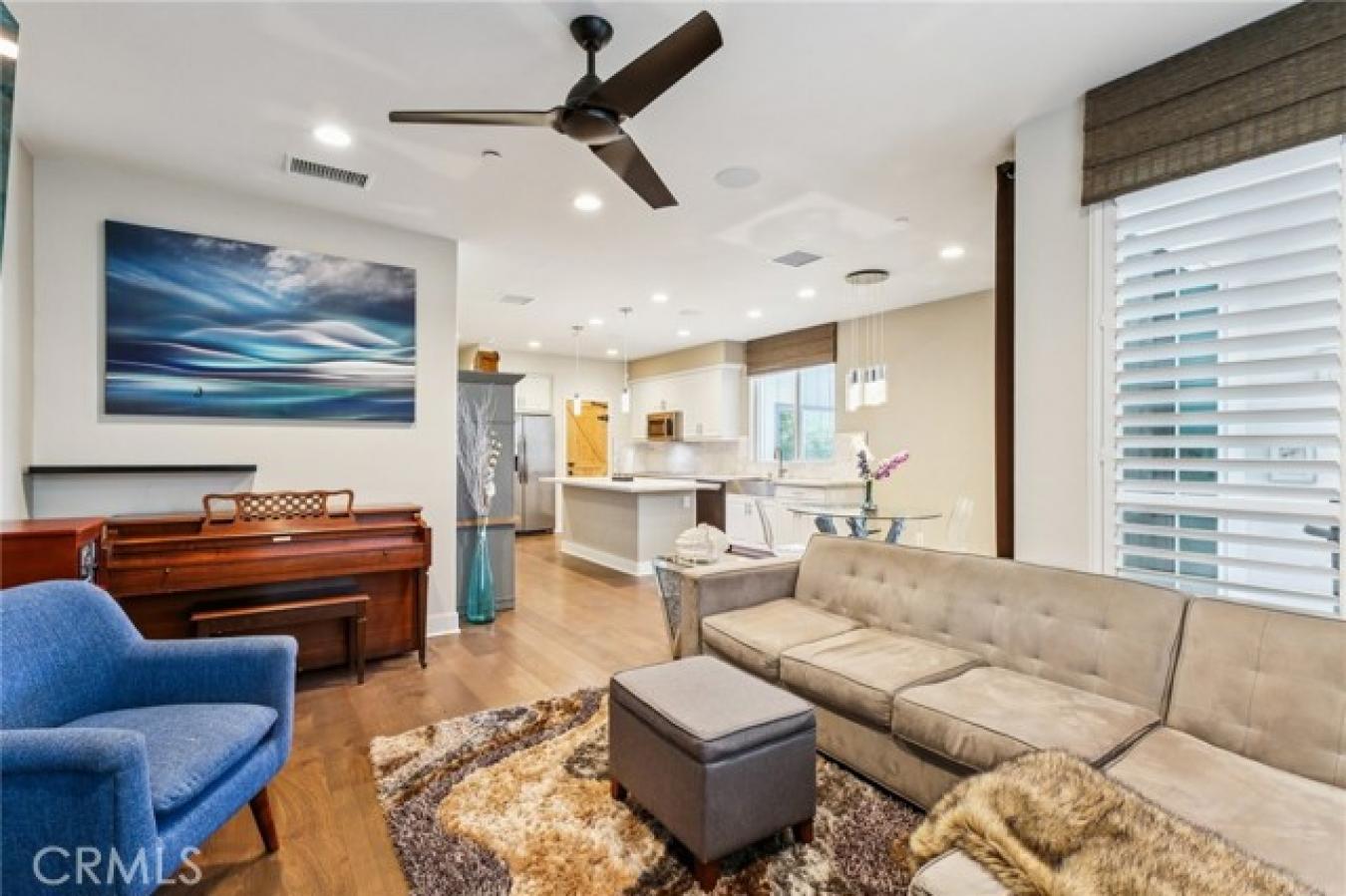 San Pedro, California, 90731, United States, 3 Bedrooms Bedrooms, ,2 BathroomsBathrooms,Residential,For Sale,1893166