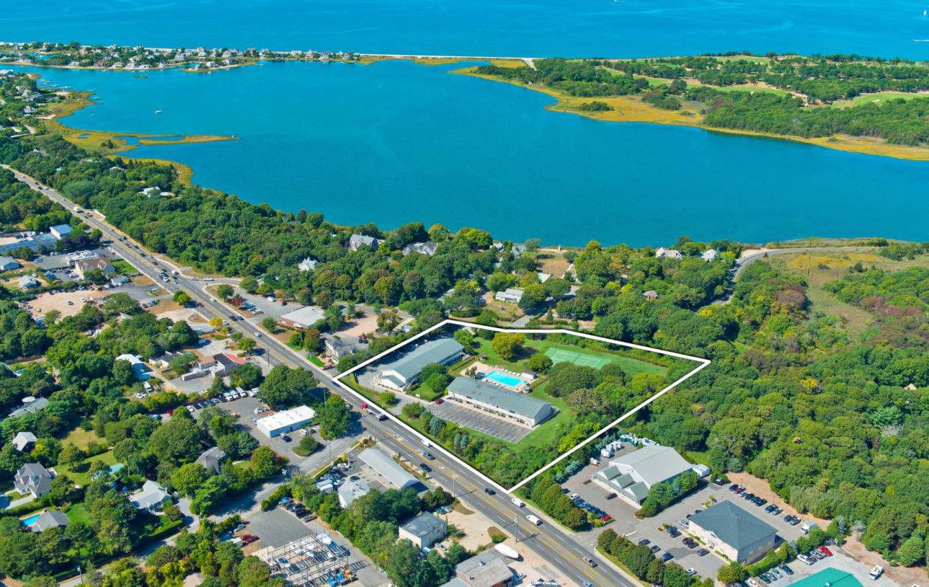 Southampton, New York, 11968, United States, ,62 BathroomsBathrooms,Residential,For Sale,1879905