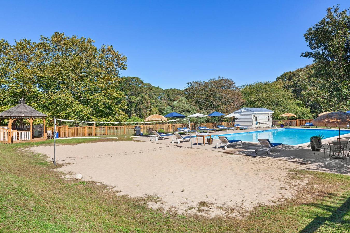 Southampton, New York, 11968, United States, ,62 BathroomsBathrooms,Residential,For Sale,1879905