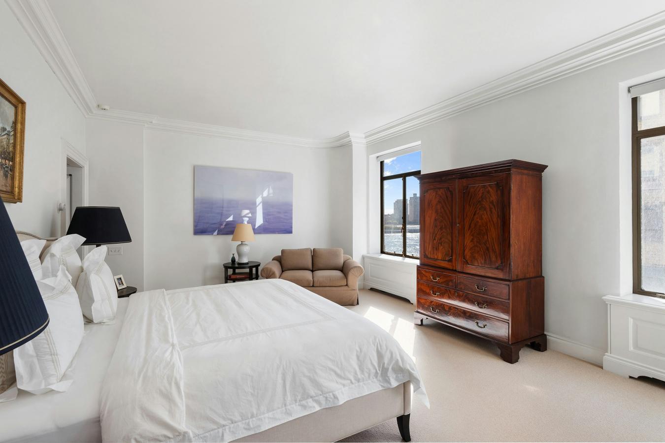 New York, New York, 10022, United States, 6 Bedrooms Bedrooms, ,5 BathroomsBathrooms,Residential,For Sale,1879904