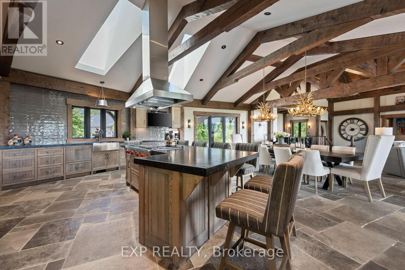 Grey Highlands, Canada, N0C1G0, Canada, 5 Bedrooms Bedrooms, ,5 BathroomsBathrooms,Residential,For Sale,1883760