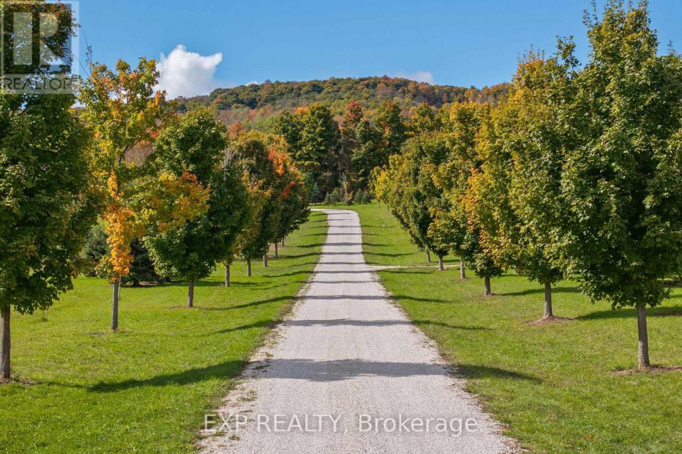 Grey Highlands, Canada, N0C1G0, Canada, 5 Bedrooms Bedrooms, ,5 BathroomsBathrooms,Residential,For Sale,1883760