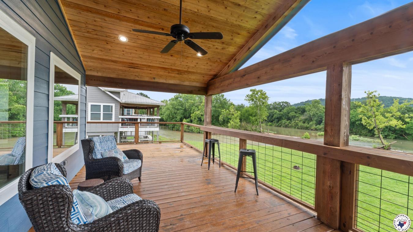 Glenwood, Arkansas, 71943, United States, 5 Bedrooms Bedrooms, ,4 BathroomsBathrooms,Residential,For Sale,1888405