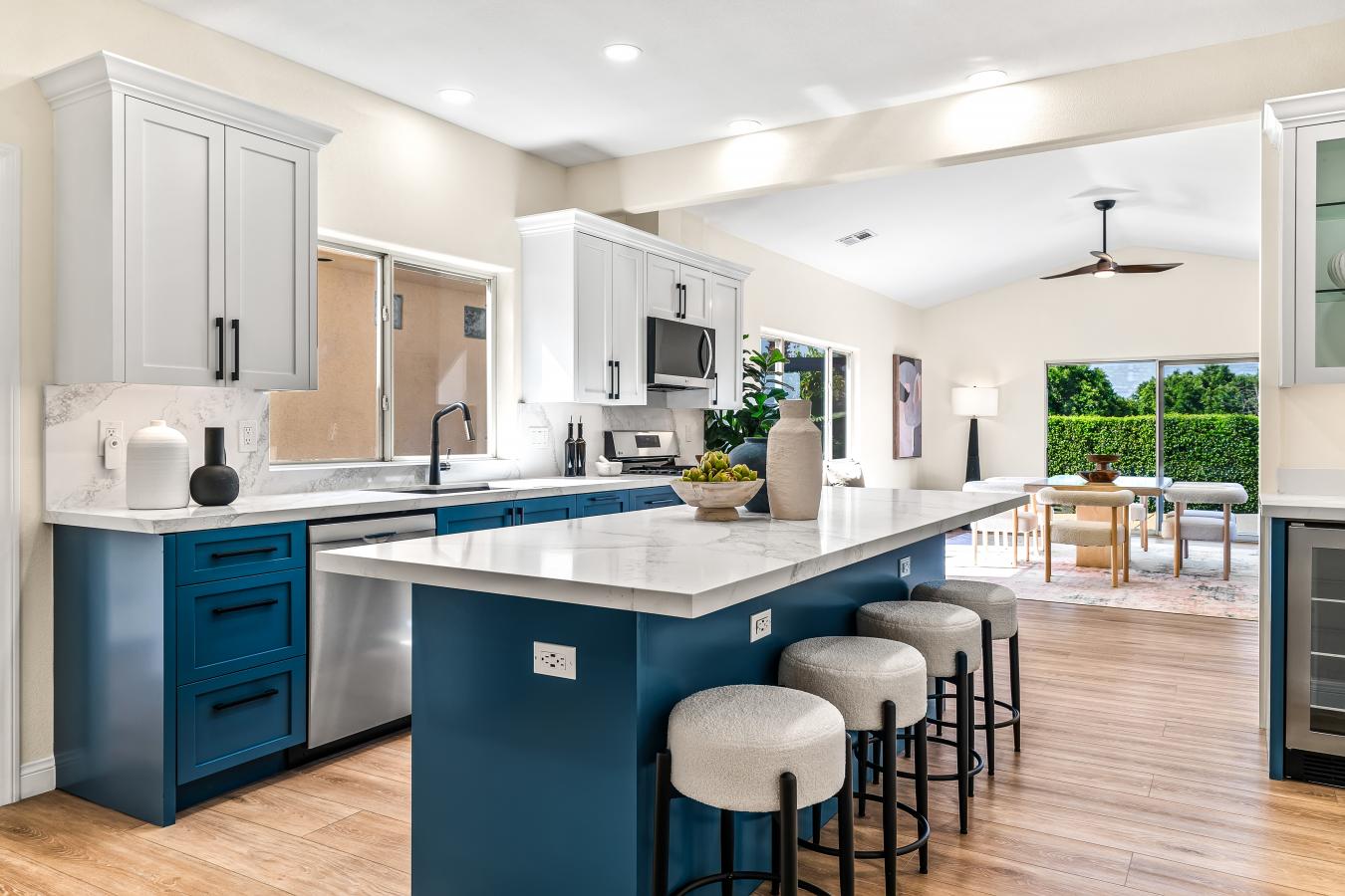 Cathedral City, California, 92234, United States, 6 Bedrooms Bedrooms, ,5 BathroomsBathrooms,Residential,For Sale,1879894