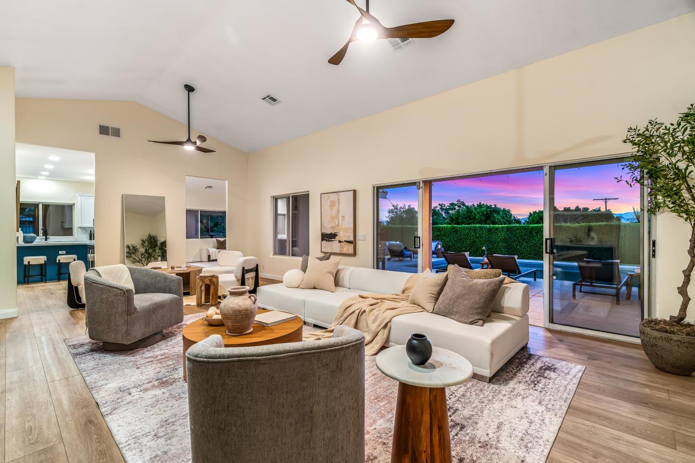 Cathedral City, California, 92234, United States, 6 Bedrooms Bedrooms, ,5 BathroomsBathrooms,Residential,For Sale,1879894