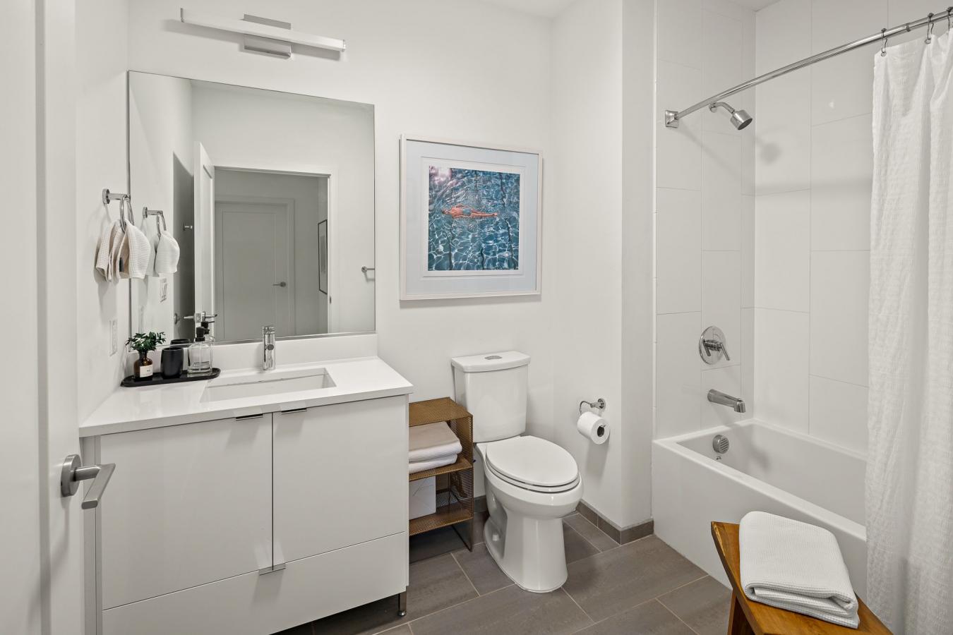 Boston, Suffolk, 02128, United States, 2 Bedrooms Bedrooms, ,2 BathroomsBathrooms,Residential,For Sale,1879892